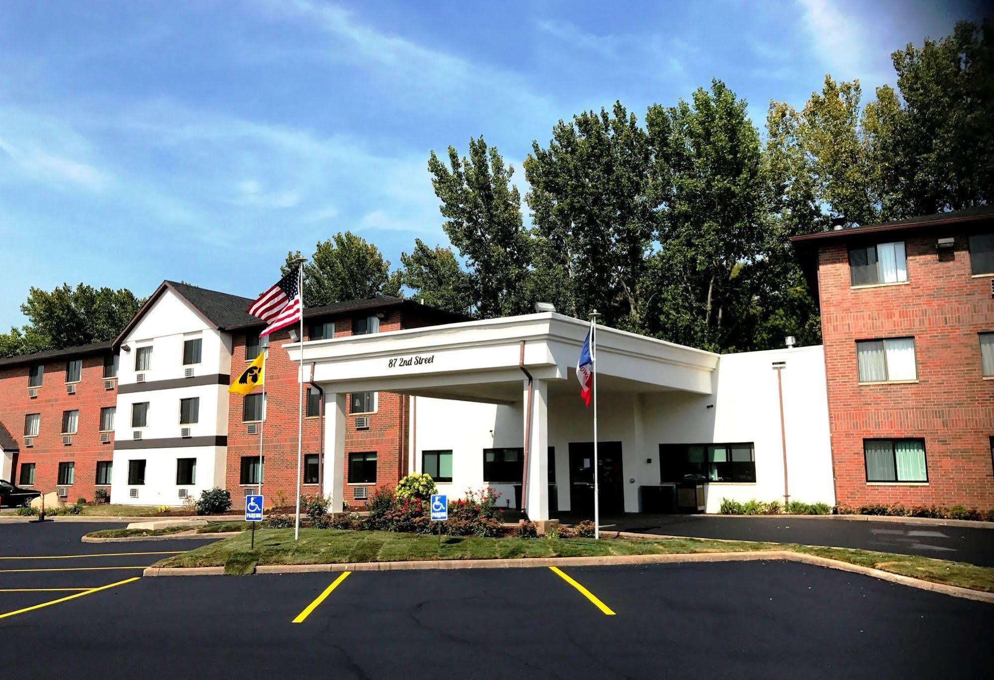 Heartland Inn Coralville Εξωτερικό φωτογραφία