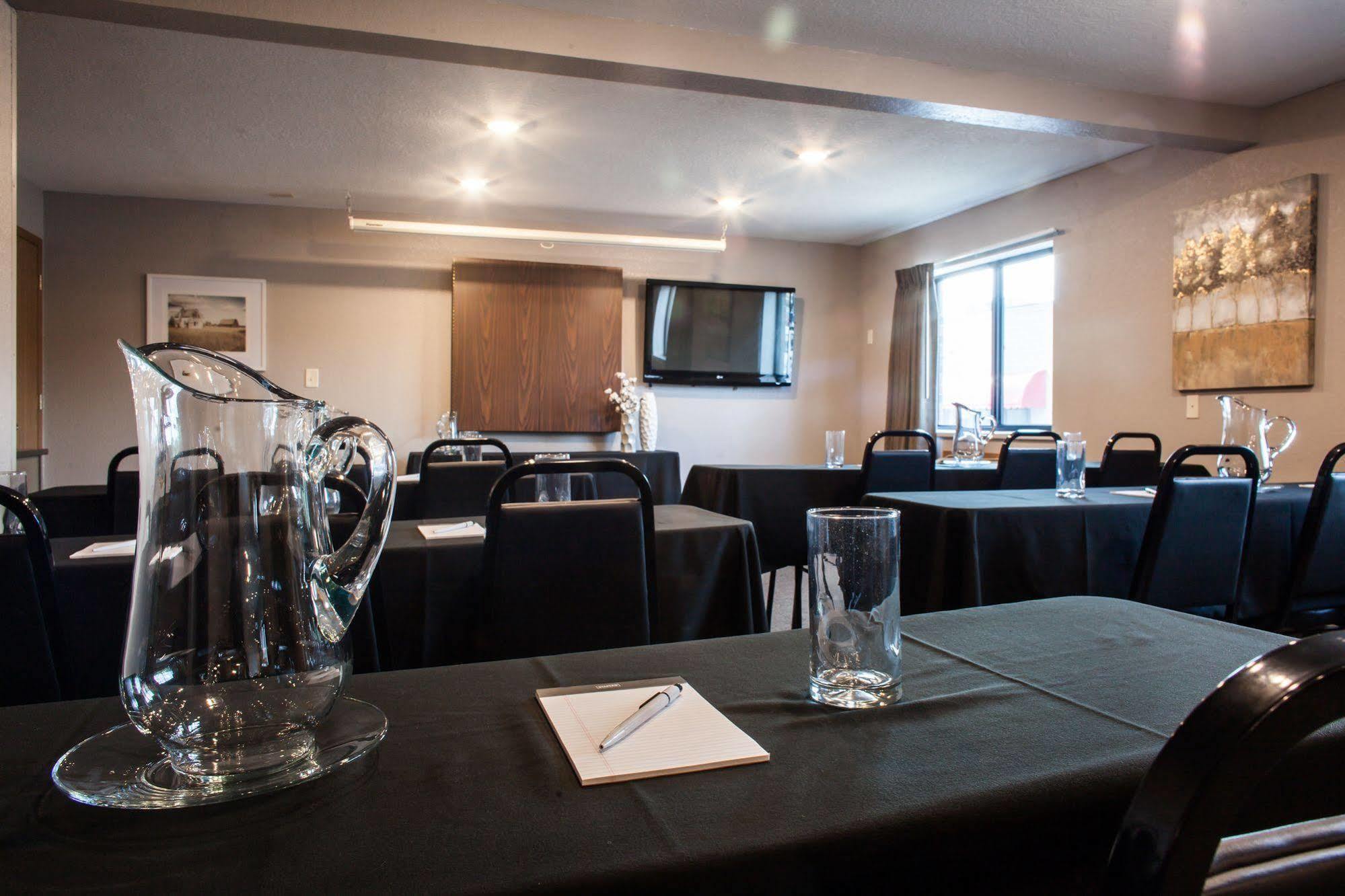 Heartland Inn Coralville Εξωτερικό φωτογραφία
