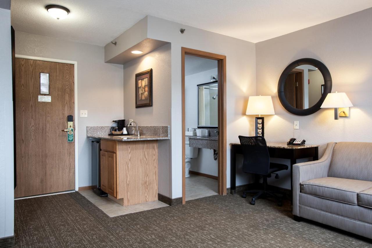 Heartland Inn Coralville Εξωτερικό φωτογραφία